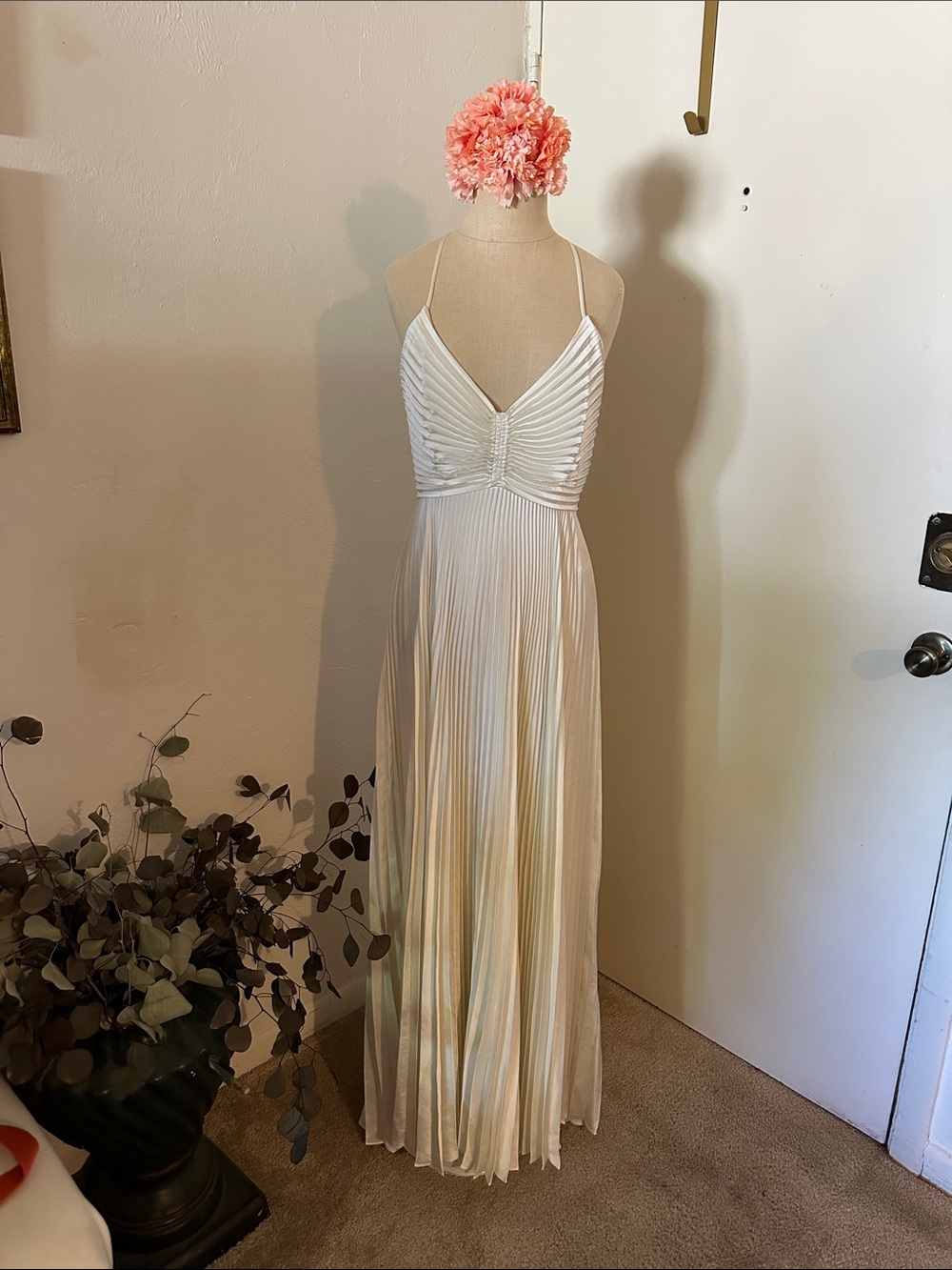 NWT A.L.C. Aries  Pleated Maxi Dress V-Neck Open Back Lined Spaghetti Strap 8